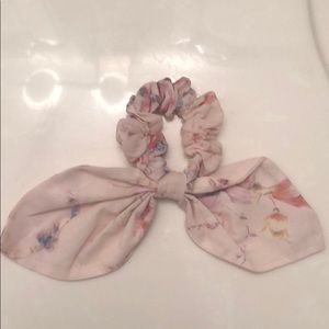 Love Shack Fancy hair bow